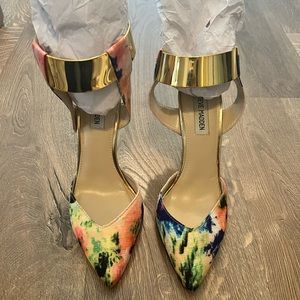 Steve Madden floral heels with gold strap